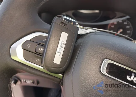 2024 Jeep Compass Limited 4X4 z USA, uszkodzony, nr VIN 3C4NJDCN6RT585619